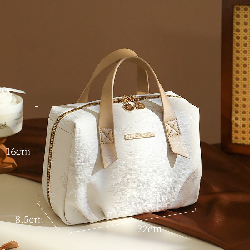 Professional Women's Large Capacity Makeup Organizer